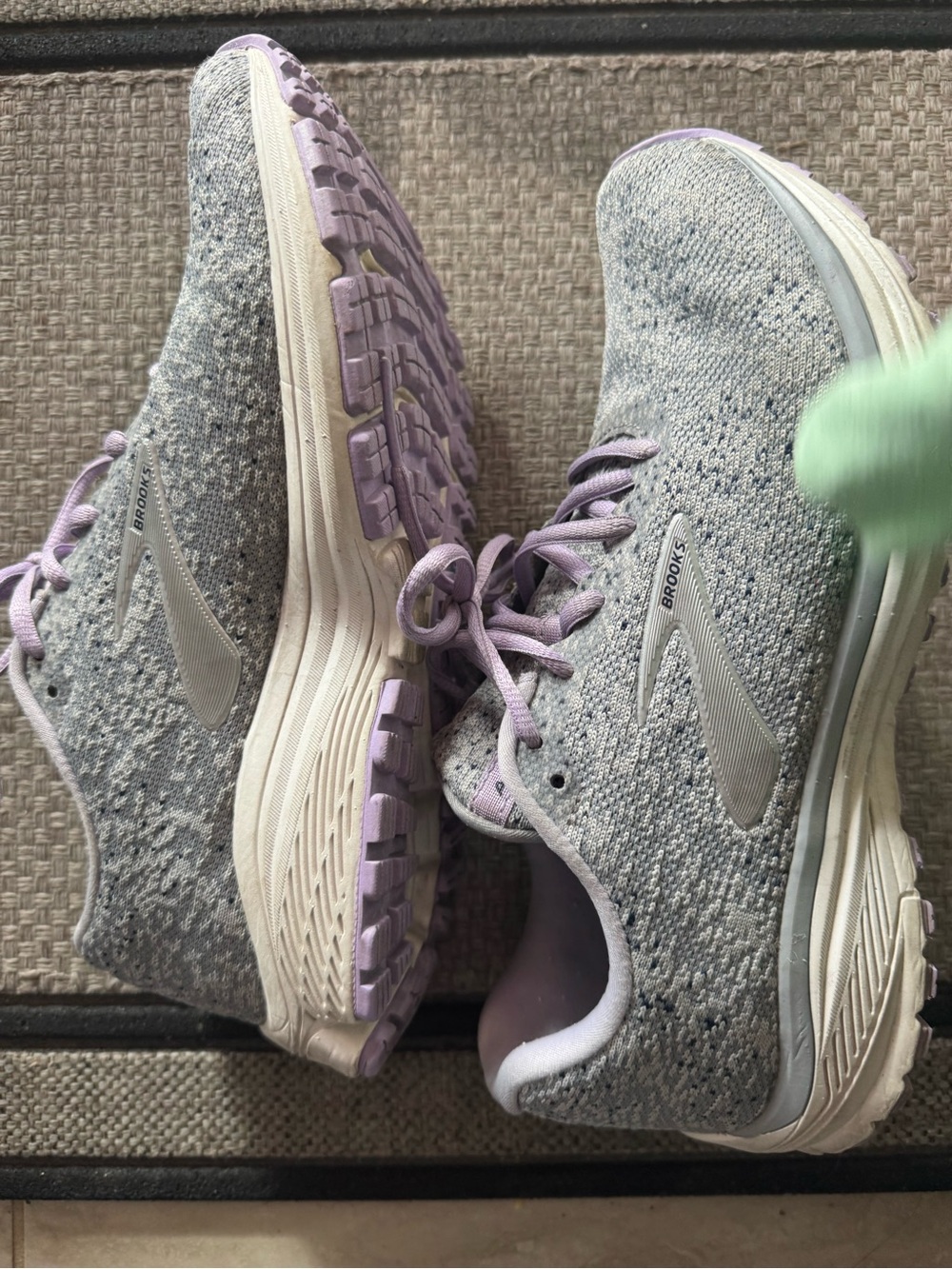 Size 9 brooks anthem grey/purple